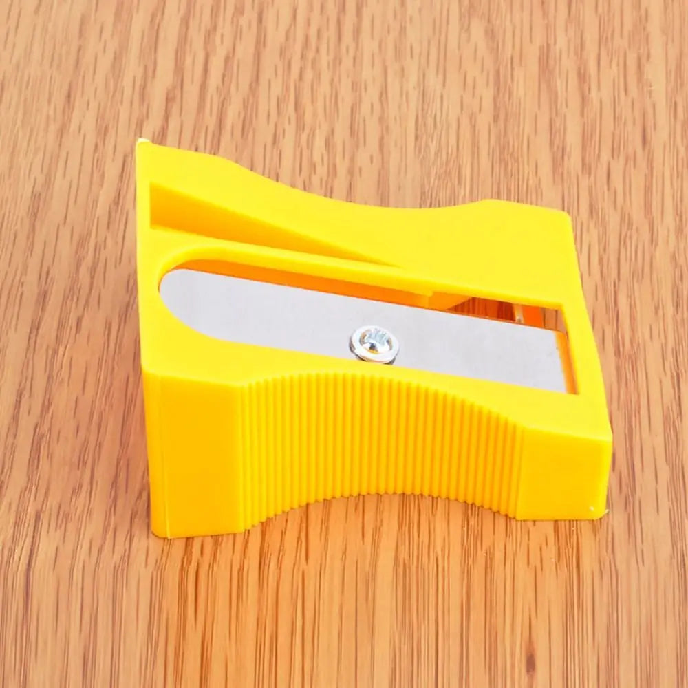 épluche légume taille-crayon jaune