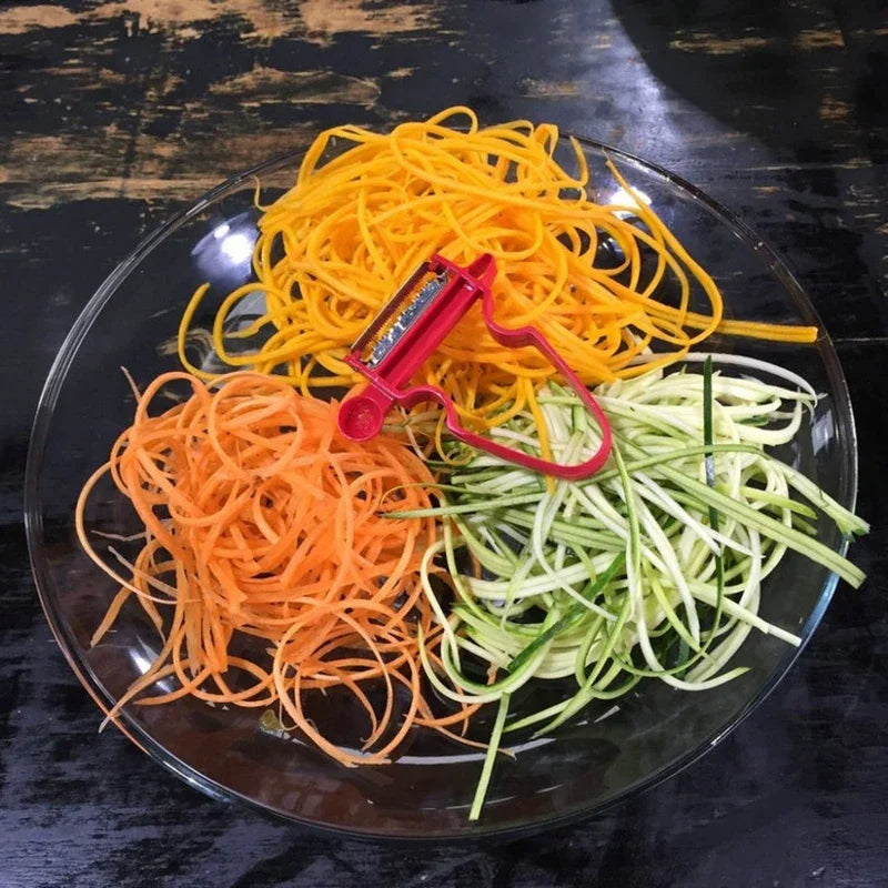 éplucheur magique rouge pour julienne