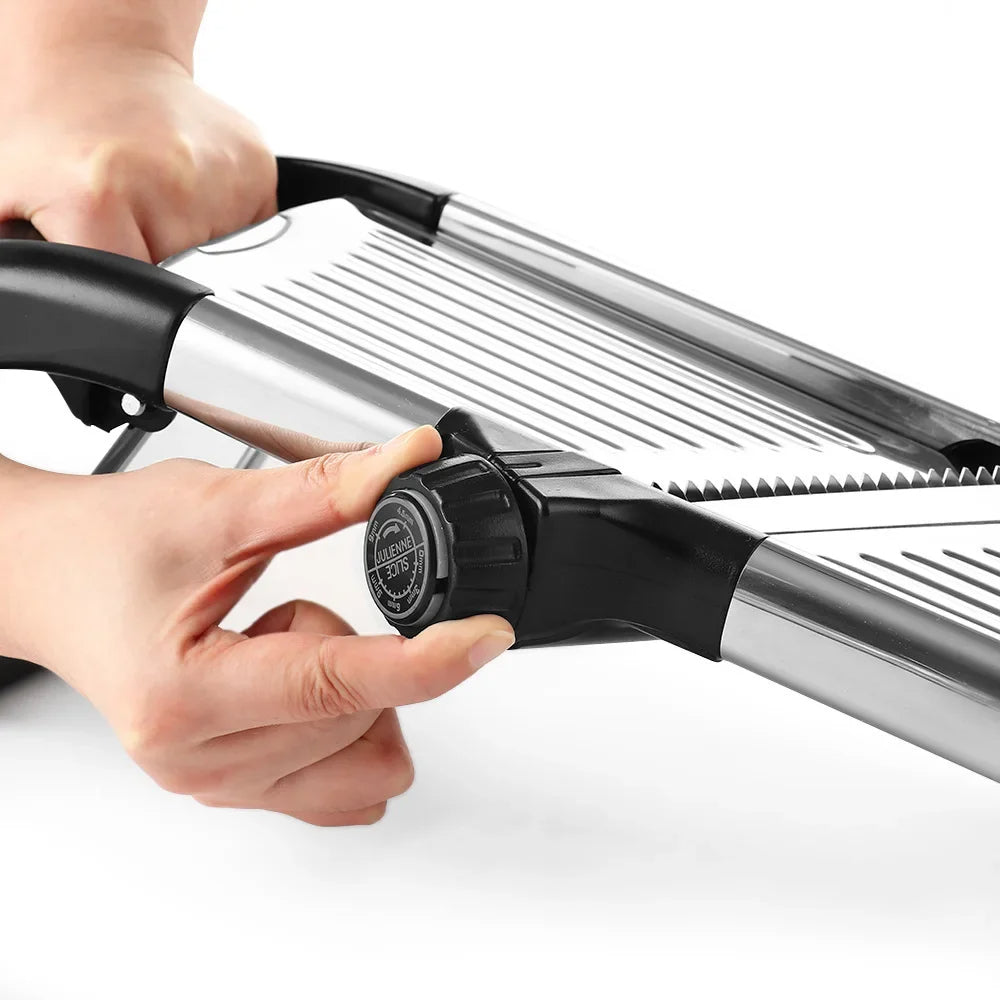 mandoline ajustable avec bouton
