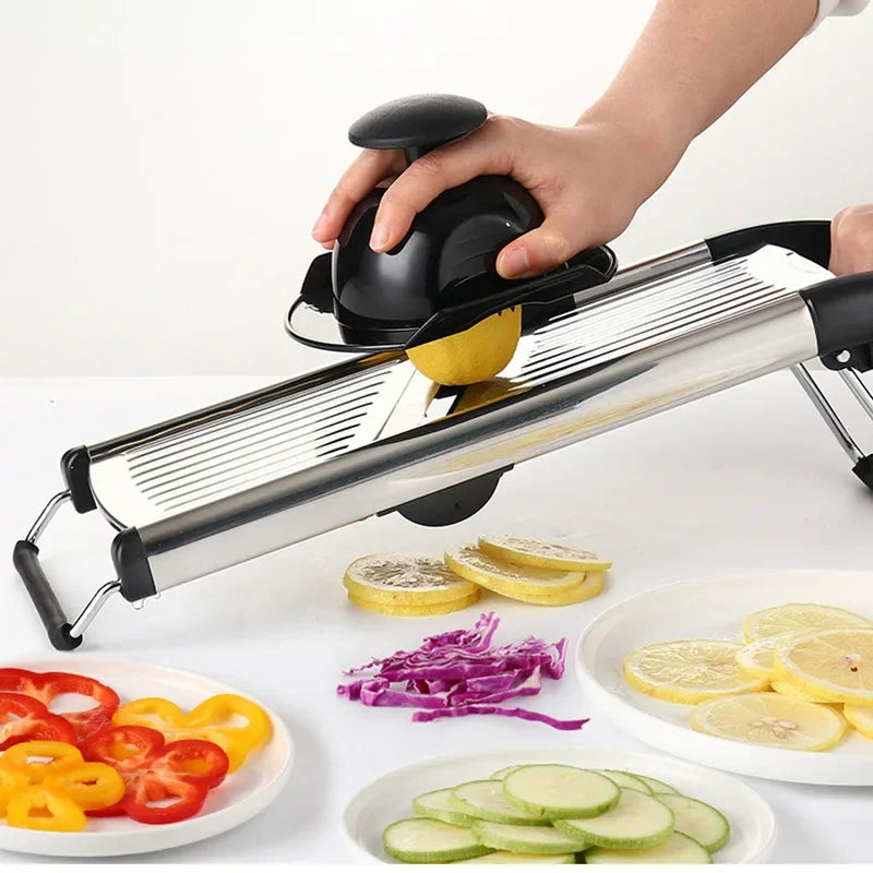mandoline ajustable et protection pour les doigts