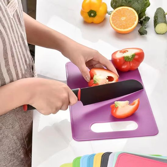 planche decouper plastique violet utilisation