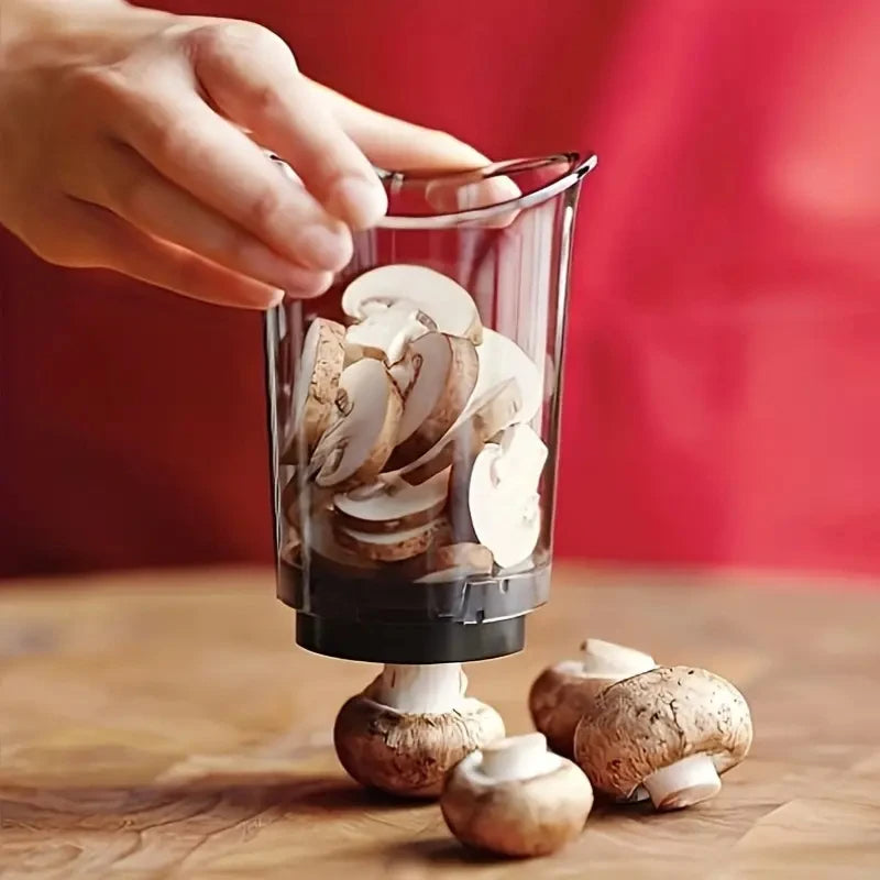 trancheuse de légumes avec champignons