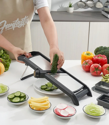 MANDOLINE ET TRANCHEUSE DE LÉGUMES